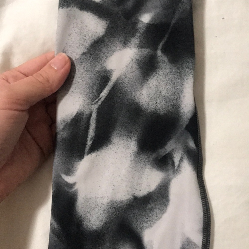 Lululemon leggings - Picture 2 of 2